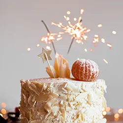 お取り寄せスイーツ：ケーキ・ショートケーキ・チョコレートケーキ・チーズケーキ・ケーキ缶・フルーツケーキ・ロールケーキ・タルトケーキ・カップケーキ・モンブラン