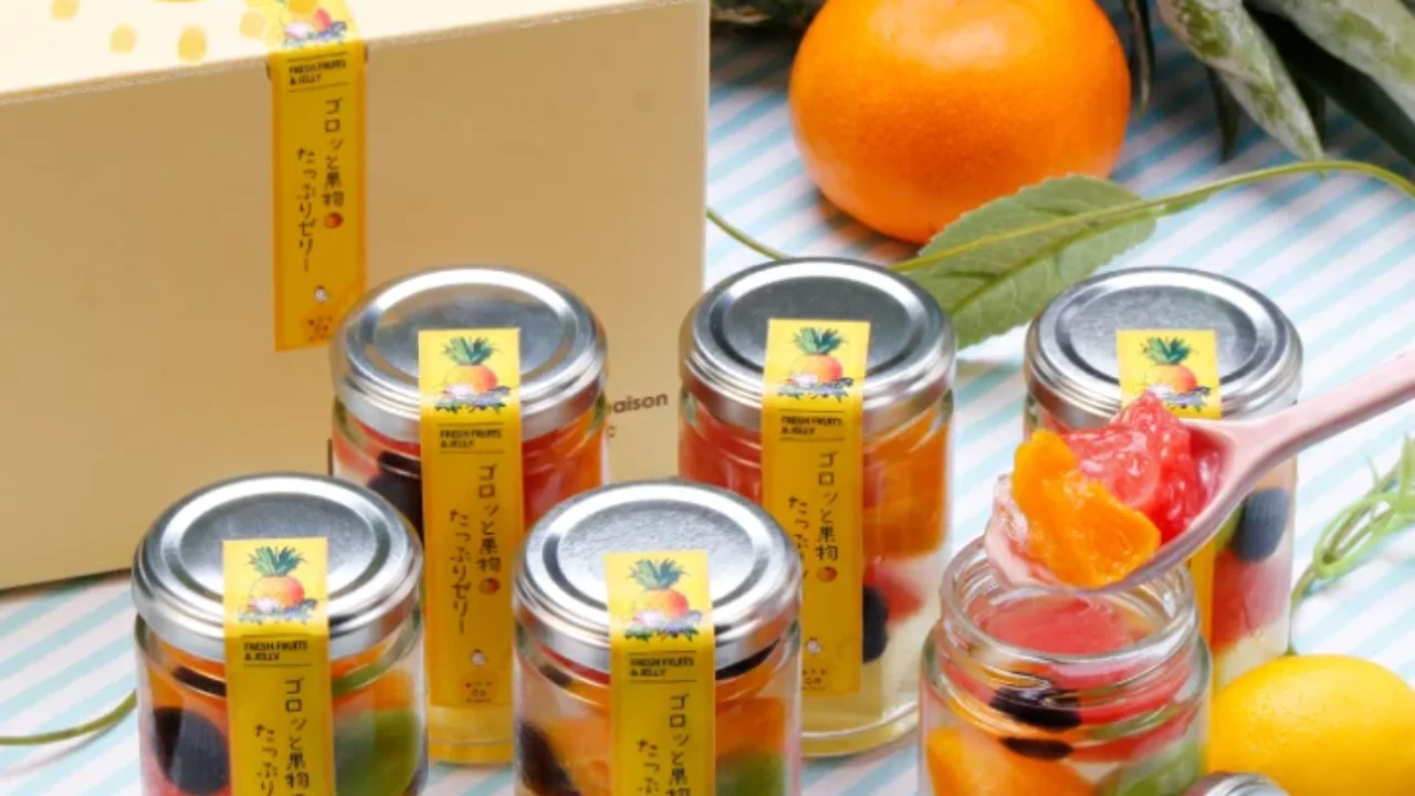 新鮮な果物がゴロっとたくさん入った爽やかゼリー☆ ゴロっと果物
